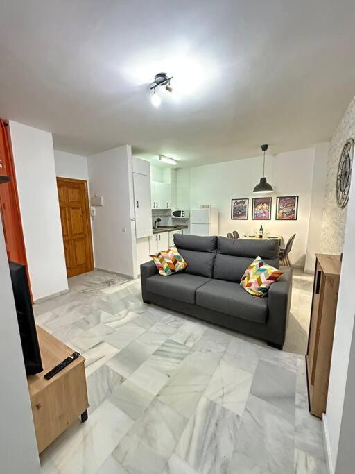 Moderno Apartamento Junto Al Mar- Apartamentos Don Diego Torremolinos Dış mekan fotoğraf